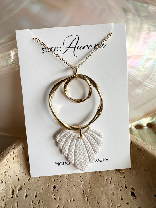 White and Gold Necklace