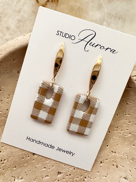 Taupe & White Gingham Rectangles