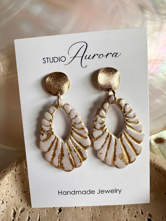 Pearl and Gold Rita Earrings