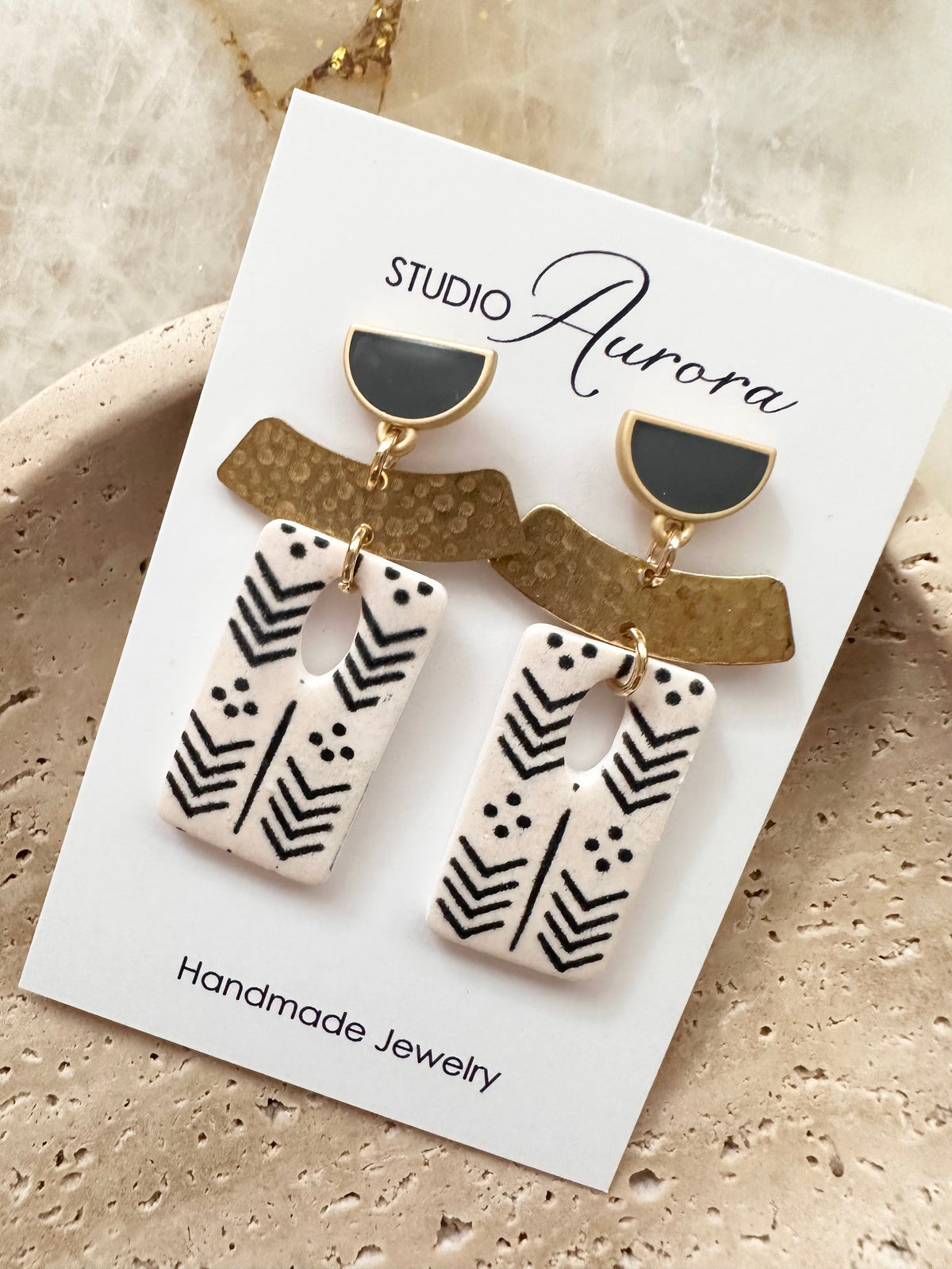 Arrows & Dots Statement Dangles