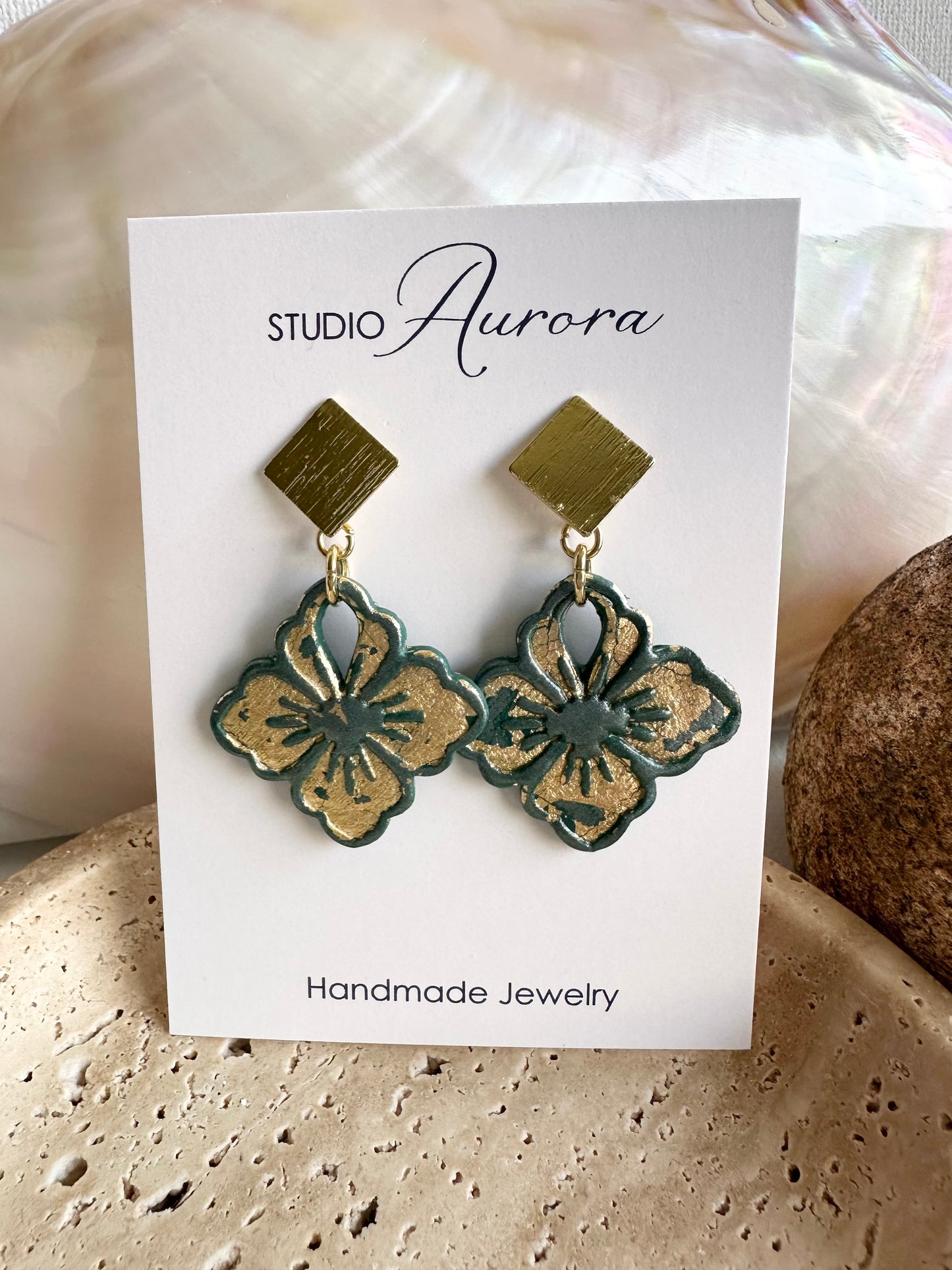 Square Flower Green Earrings