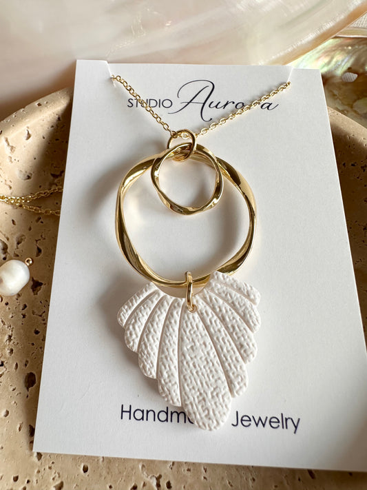 White and Gold Necklace