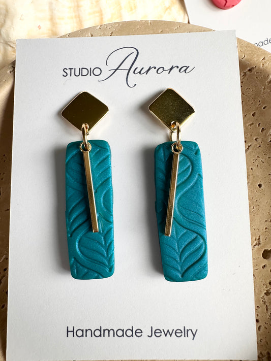 Molly Earrings - Gold